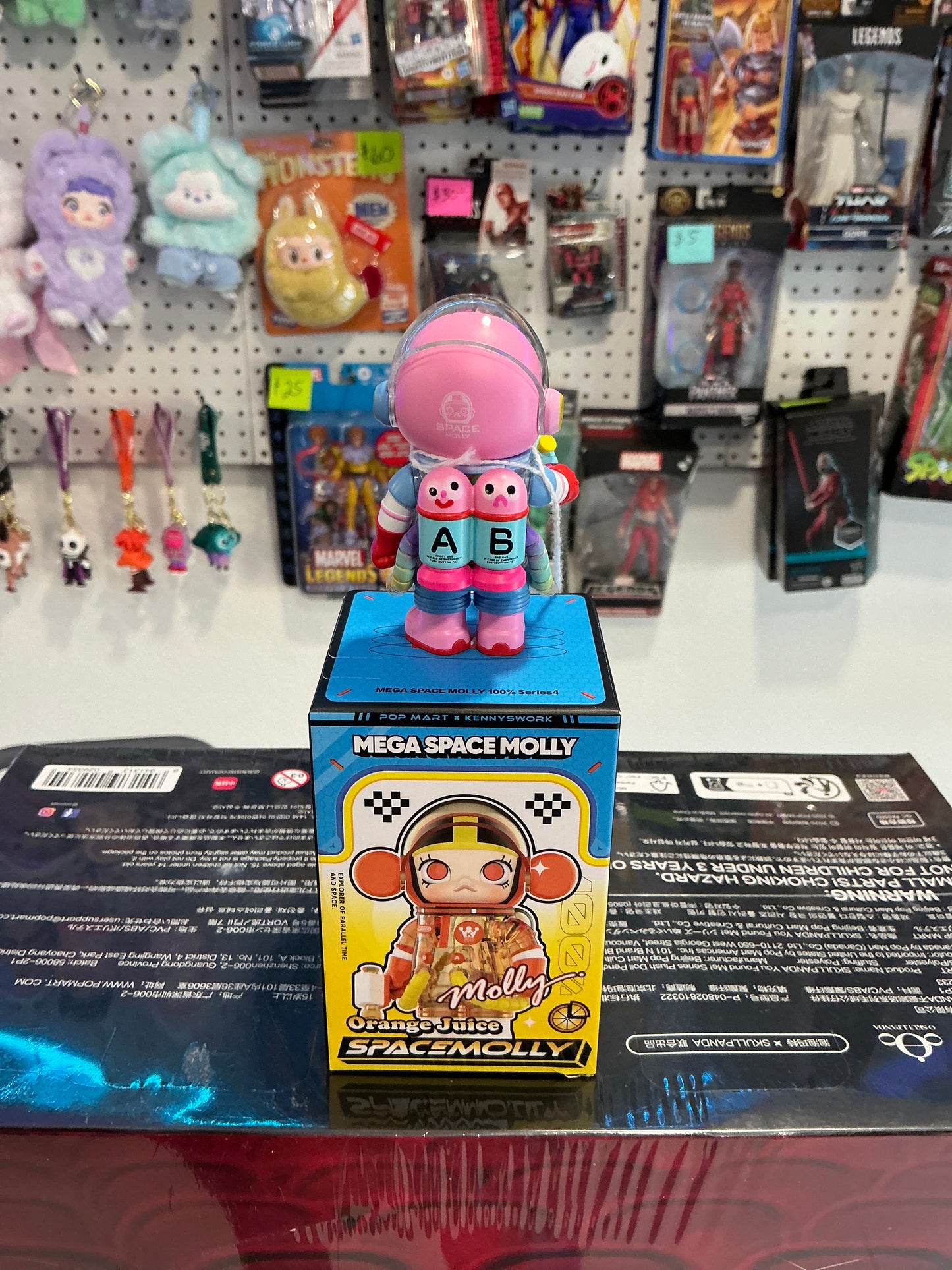 A-3 Mega space Molly 100% - Jon Burgerman