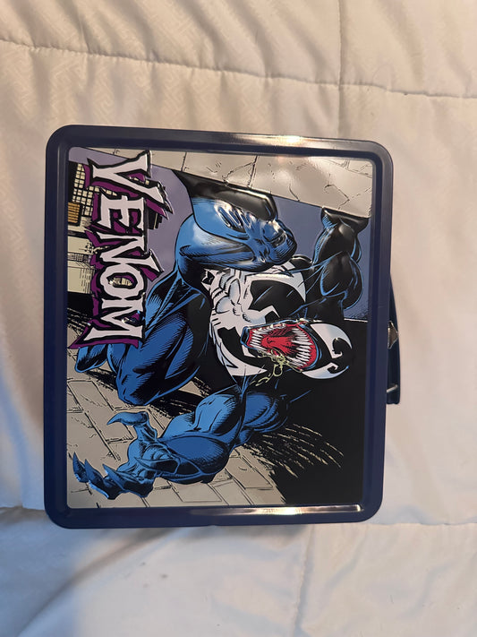 B1- Tin Titans Marvel Venom Previews Exclusive Lunchbox & Bev Container